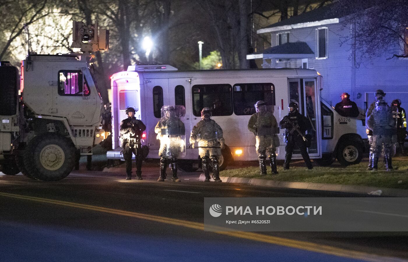 Продолжаются протесты в американском штате Миннесота