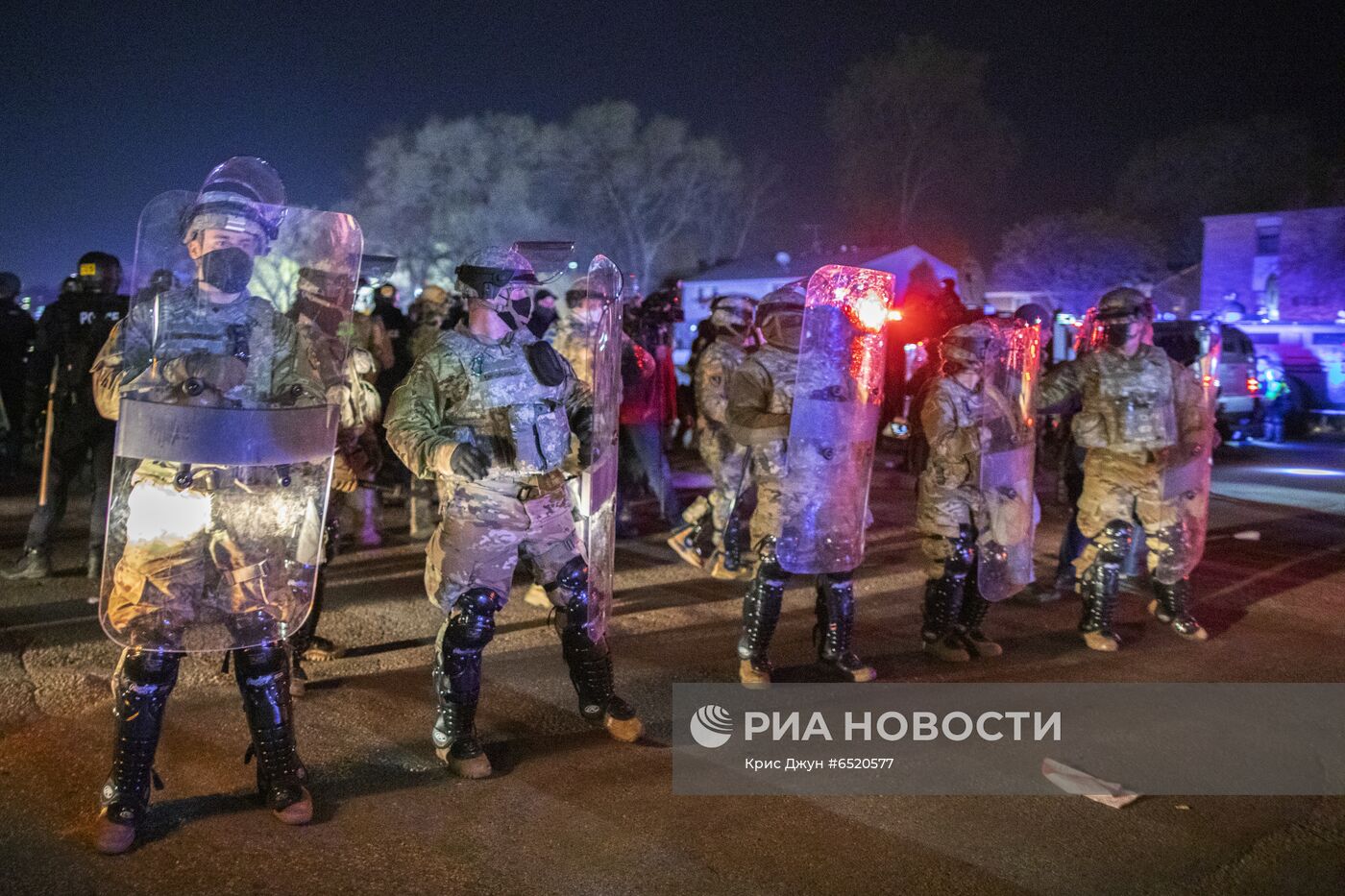 Продолжаются протесты в американском штате Миннесота