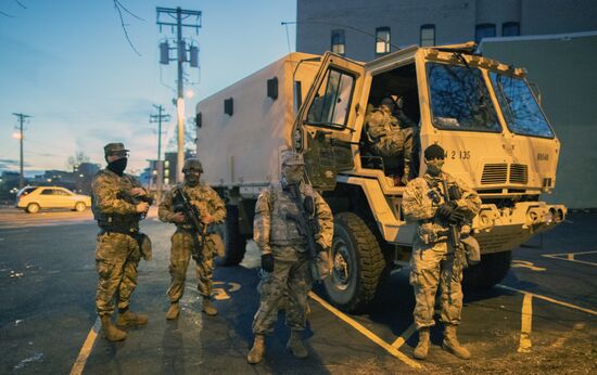 Продолжаются протесты в американском штате Миннесота 