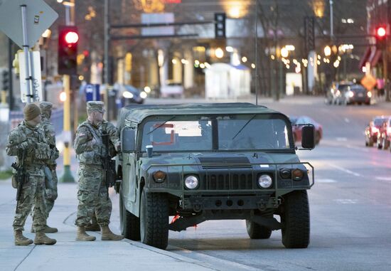 Продолжаются протесты в американском штате Миннесота 