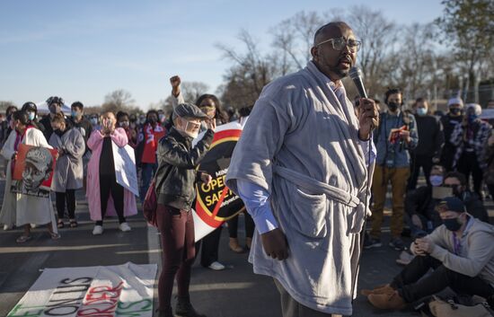 Продолжаются протесты в американском штате Миннесота 
