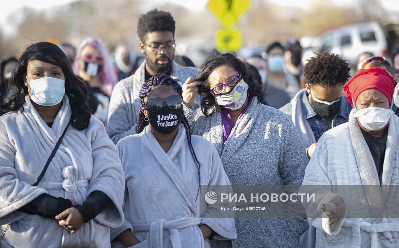 Продолжаются протесты в американском штате Миннесота
