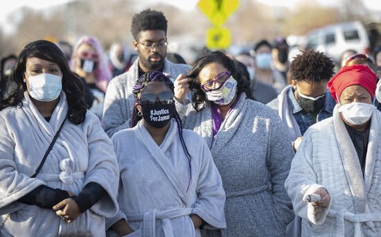 Продолжаются протесты в американском штате Миннесота 