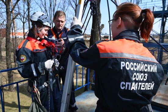 Учебно-тренировочные сборы добровольных пожарных, резервистов и спасателей