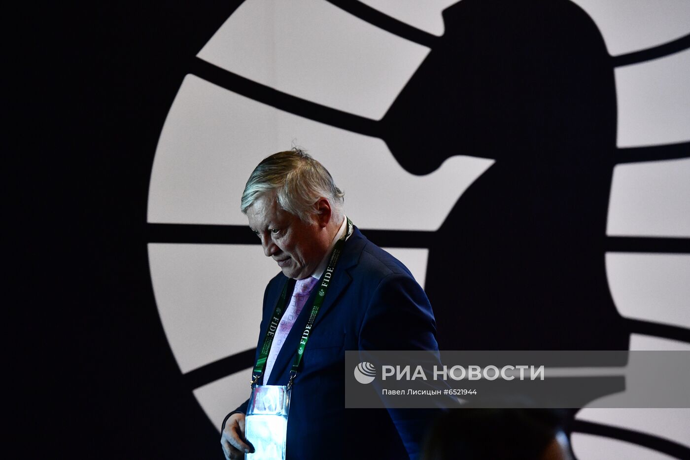 Возобновление Турнира претендентов по шахматам