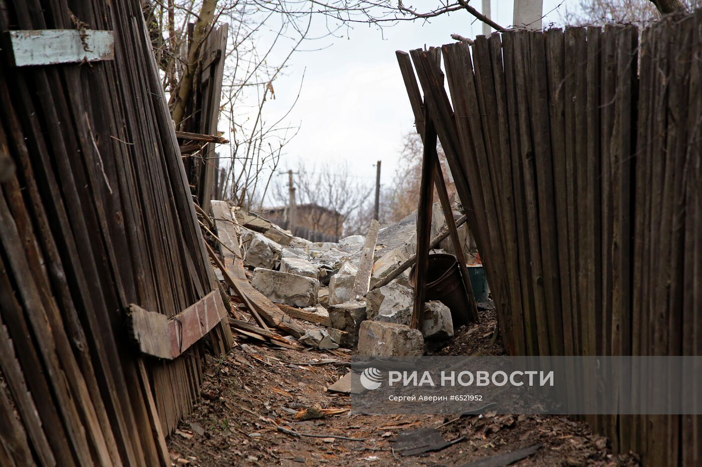 Последствия обстрела в Донецкой области