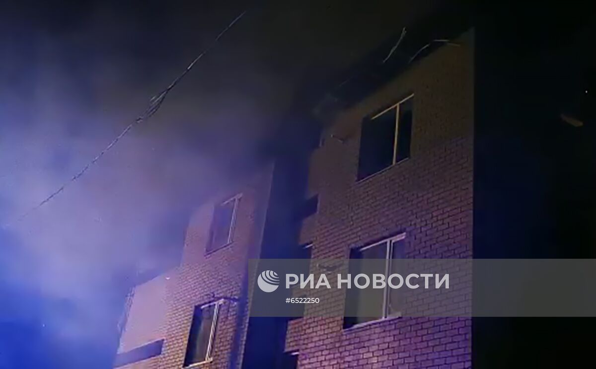 Взрыв газа и пожар в трёхэтажном жилом доме в Нижегородской области