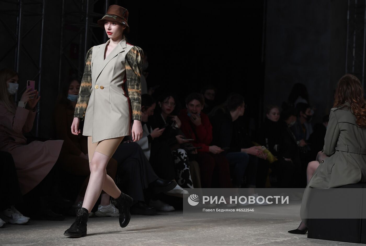 Mercedes Benz Fashion Week Russia. День второй