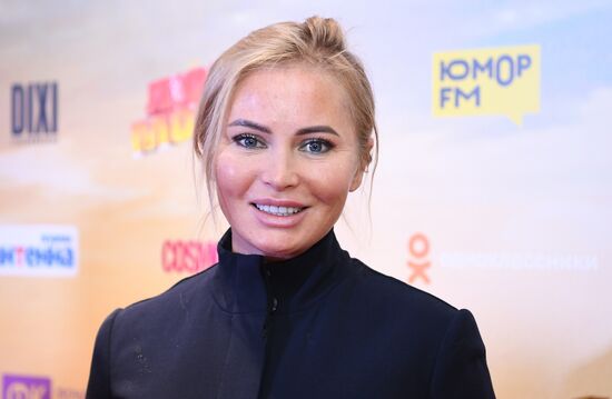 Премьера фильма "Любовь и монстры"