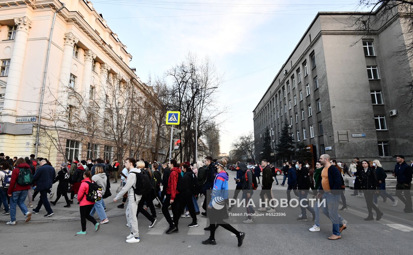 Несанкционированные акции в поддержку А. Навального в регионах России