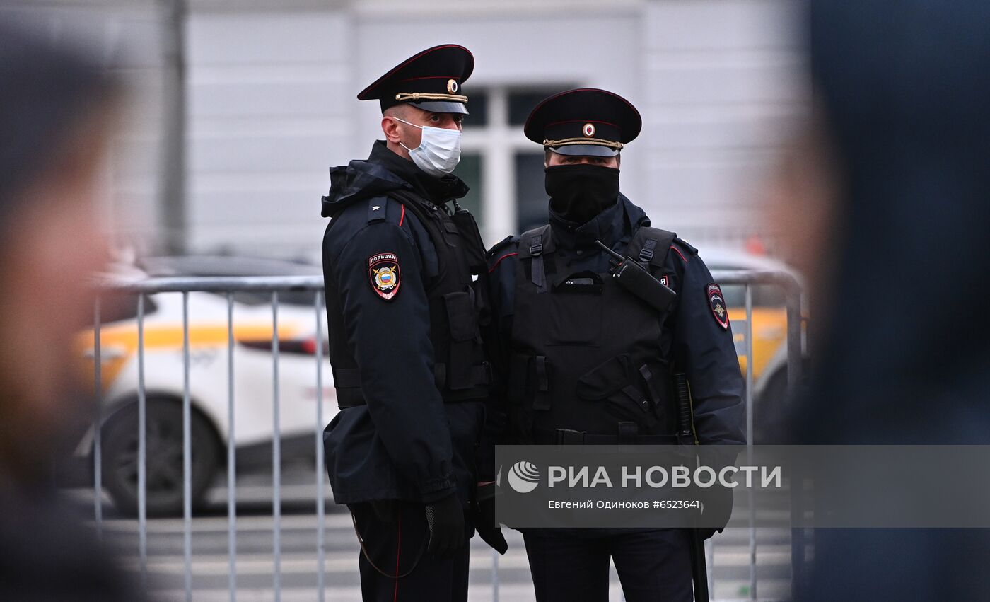 Несанкционированная акция в поддержку А. Навального в Москве