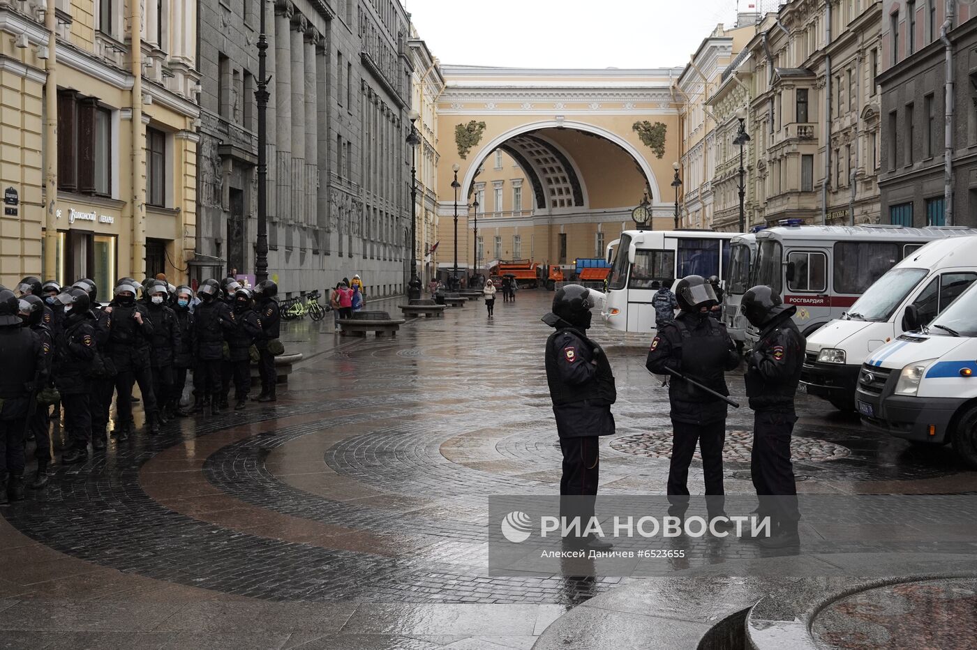 Несанкционированные акции в поддержку А. Навального в регионах России