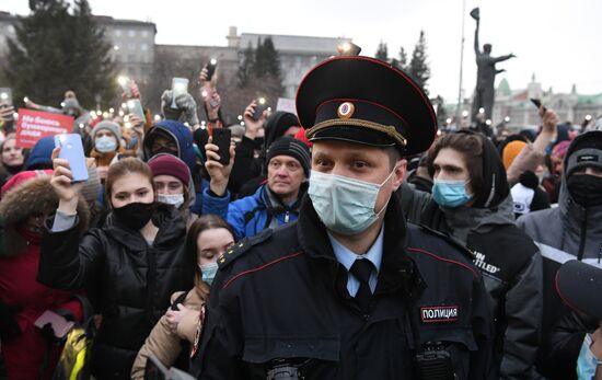 Несанкционированные акции в поддержку А. Навального в регионах России