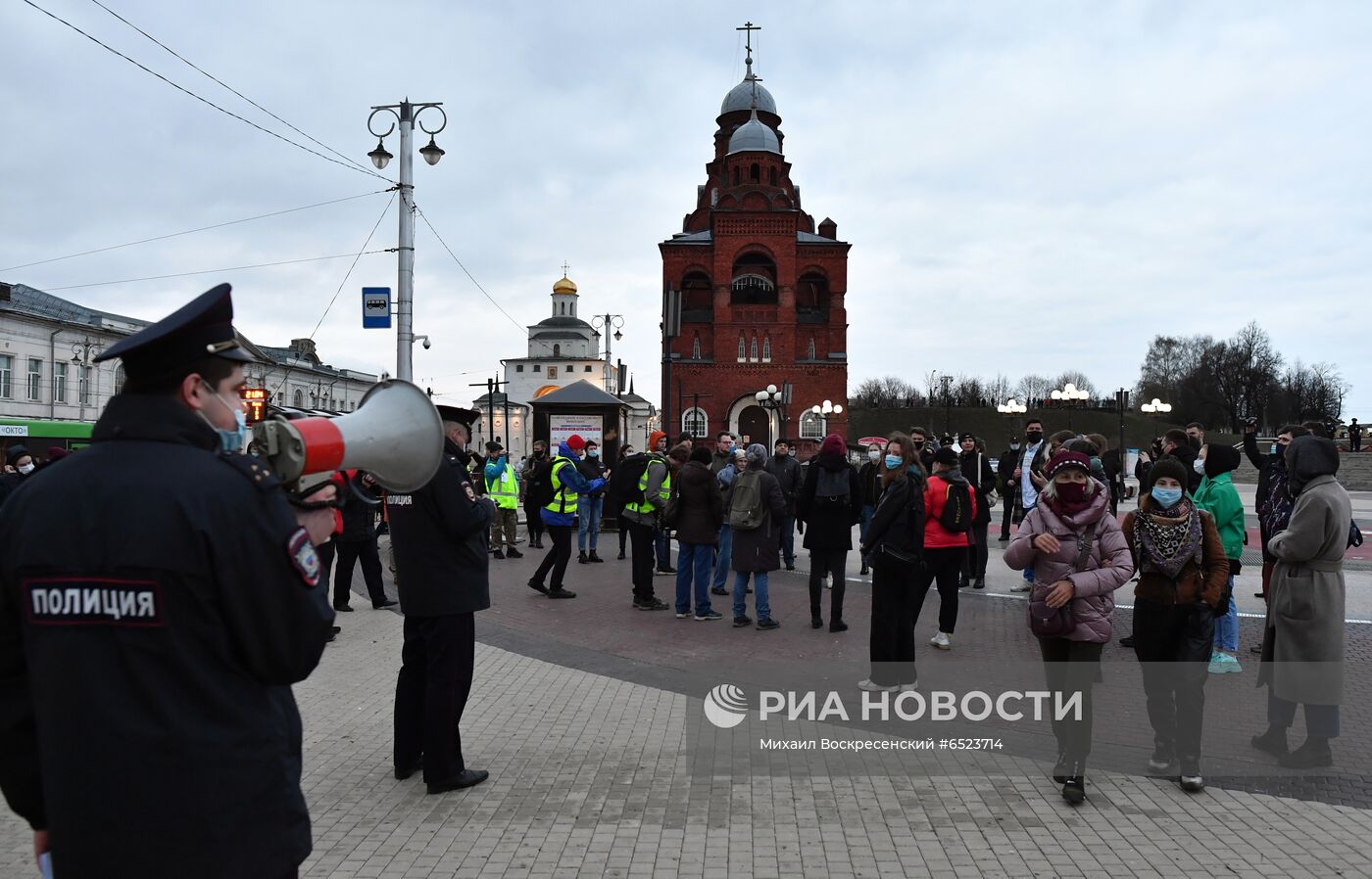 Несанкционированные акции в поддержку А. Навального в регионах России