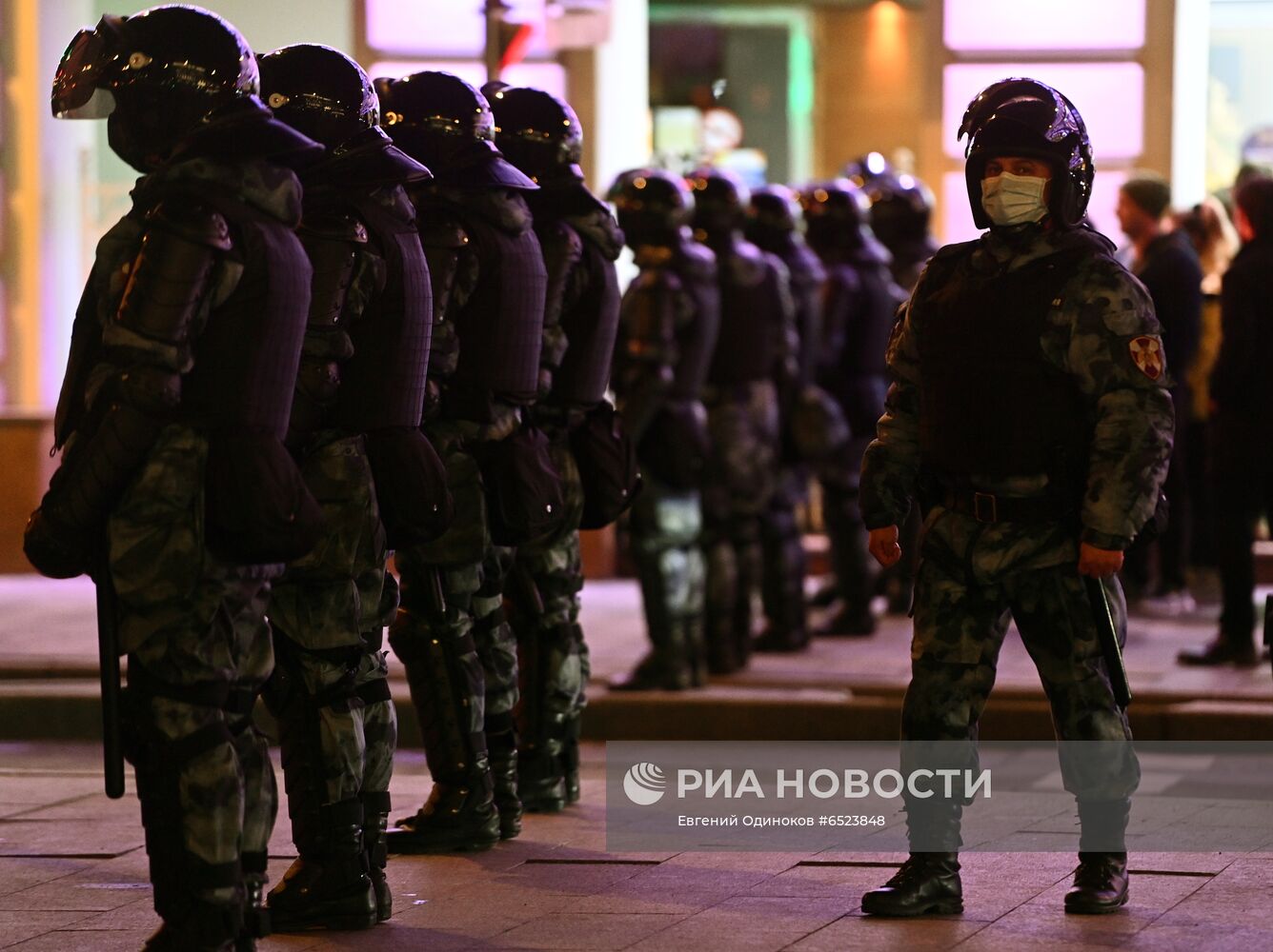 Несанкционированная акция в поддержку А. Навального в Москве