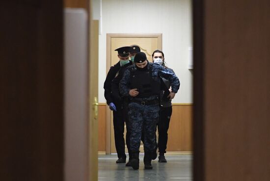 Оглашение приговора полковнику ФСБ России К. Черкалину