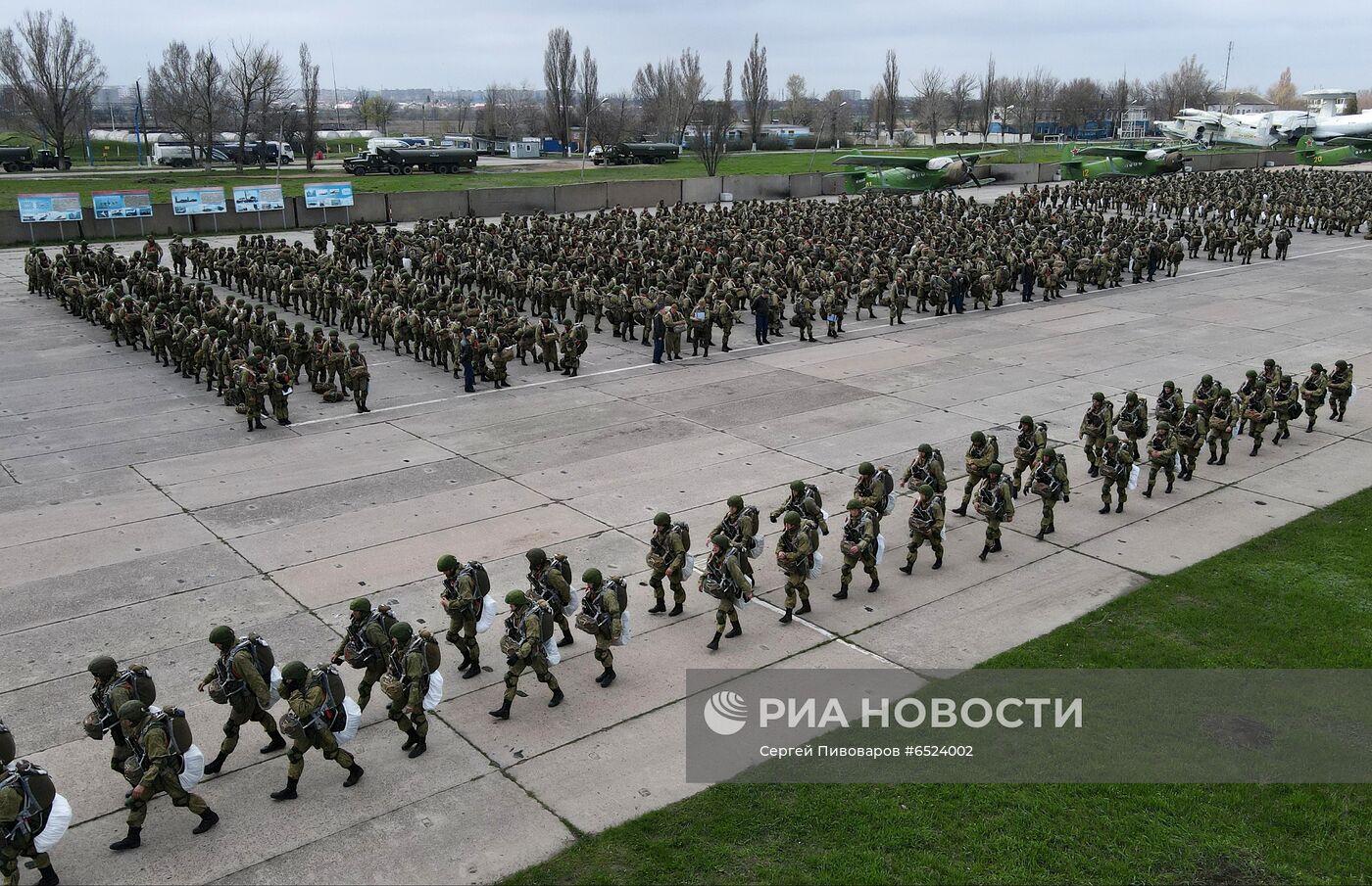 Отправка десантников на учения в Крым