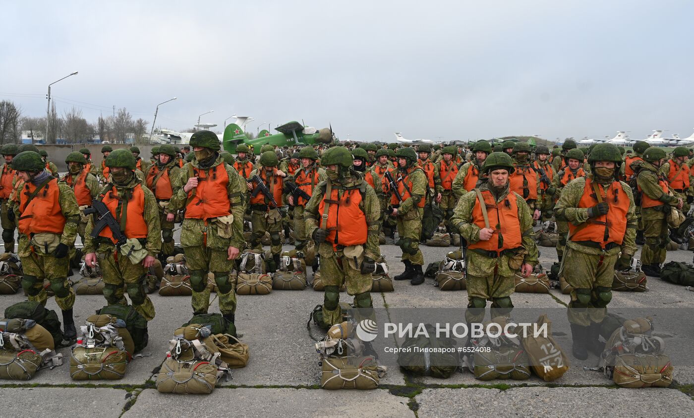 Отправка десантников на учения в Крым