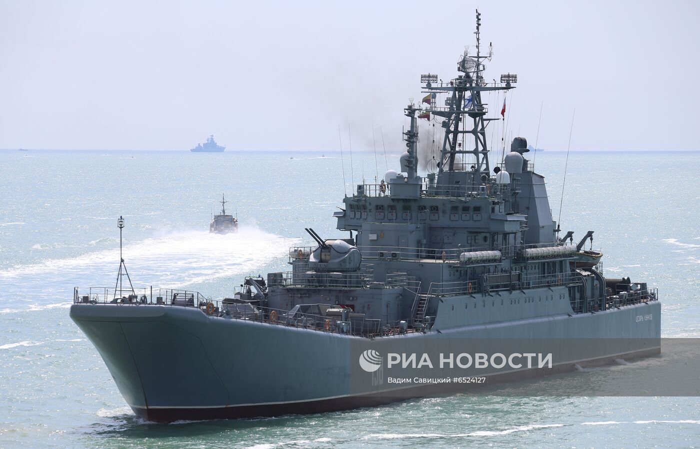 Учения войск ЮВО и ВДВ в Крыму