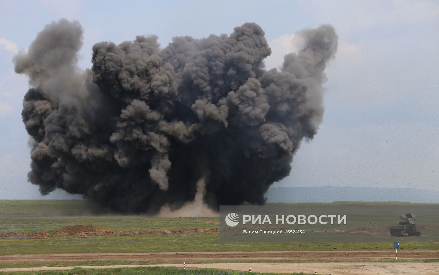 Учения войск ЮВО и ВДВ в Крыму