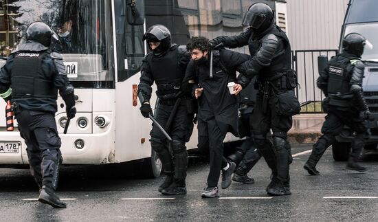 Несанкционированные акции в поддержку А. Навального в регионах России