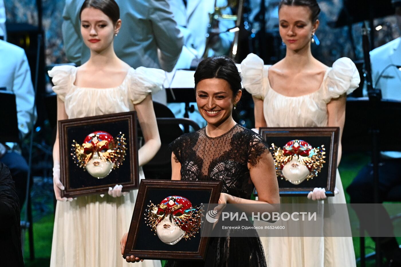 XXVII церемония вручения театральной премии "Золотая Маска"