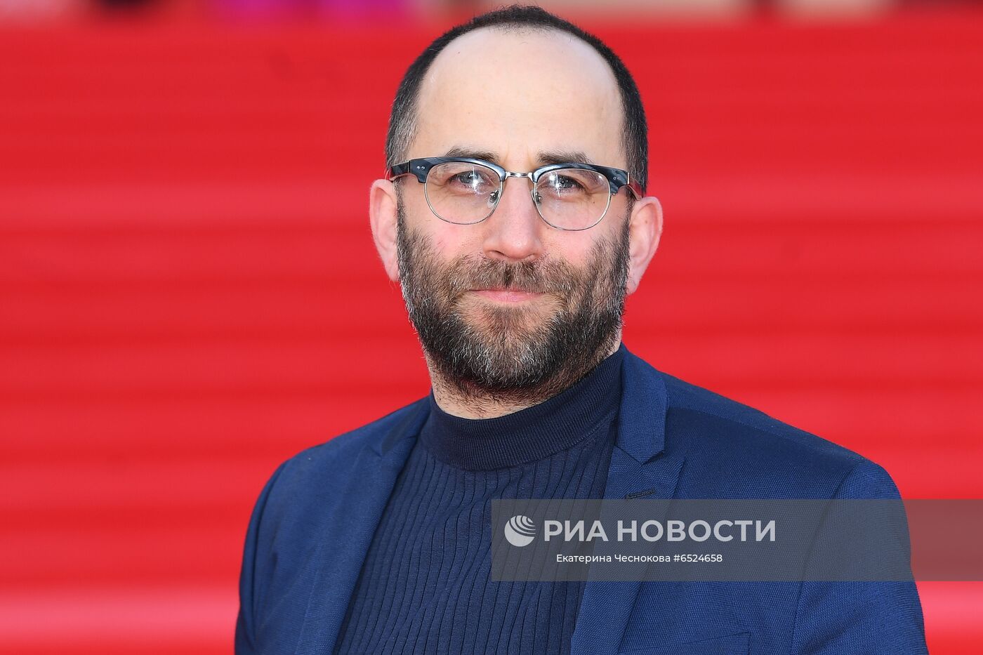 Режиссер Михаил Местецкий на красной дорожке перед церемонией открытия 43-го Московского Международного кинофестиваля (ММКФ) в Москве. Место: Россия, Москва. Автор: Екатерина Чеснокова/РИА Новости. Церемония открытия 43-го ММКФ