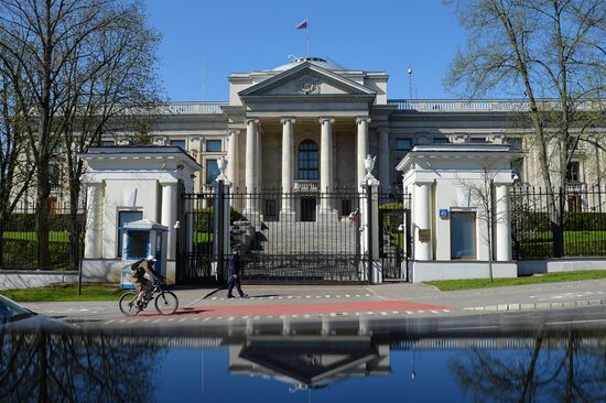 Посольство РФ в Варшаве