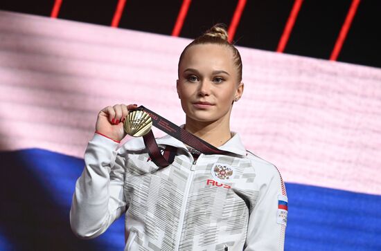 Спортивная гимнастика. Чемпионат Европы. Отдельные снаряды. Первый день