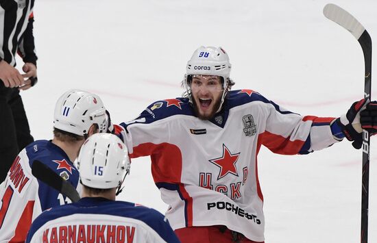 Хоккей. КХЛ. Финальная серия. Матч "Авангард" - ЦСКА