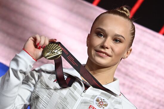 Спортивная гимнастика. Чемпионат Европы. Отдельные снаряды. Первый день