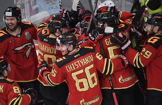 Хоккей. КХЛ. Финальная серия. Матч "Авангард" - ЦСКА