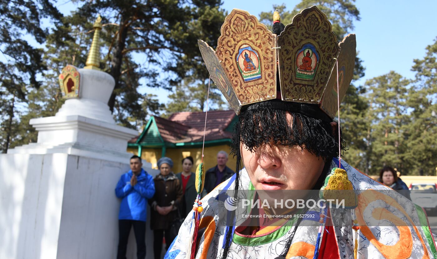 Обряд "Жинсрег" в буддийском храме в Чите