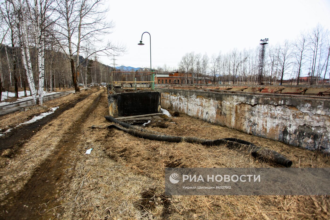 В Байкальске действует режим ЧС из-за угрозы попадания в Байкал отходов с БЦБК