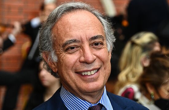 Выставка "Под маской Венеции"