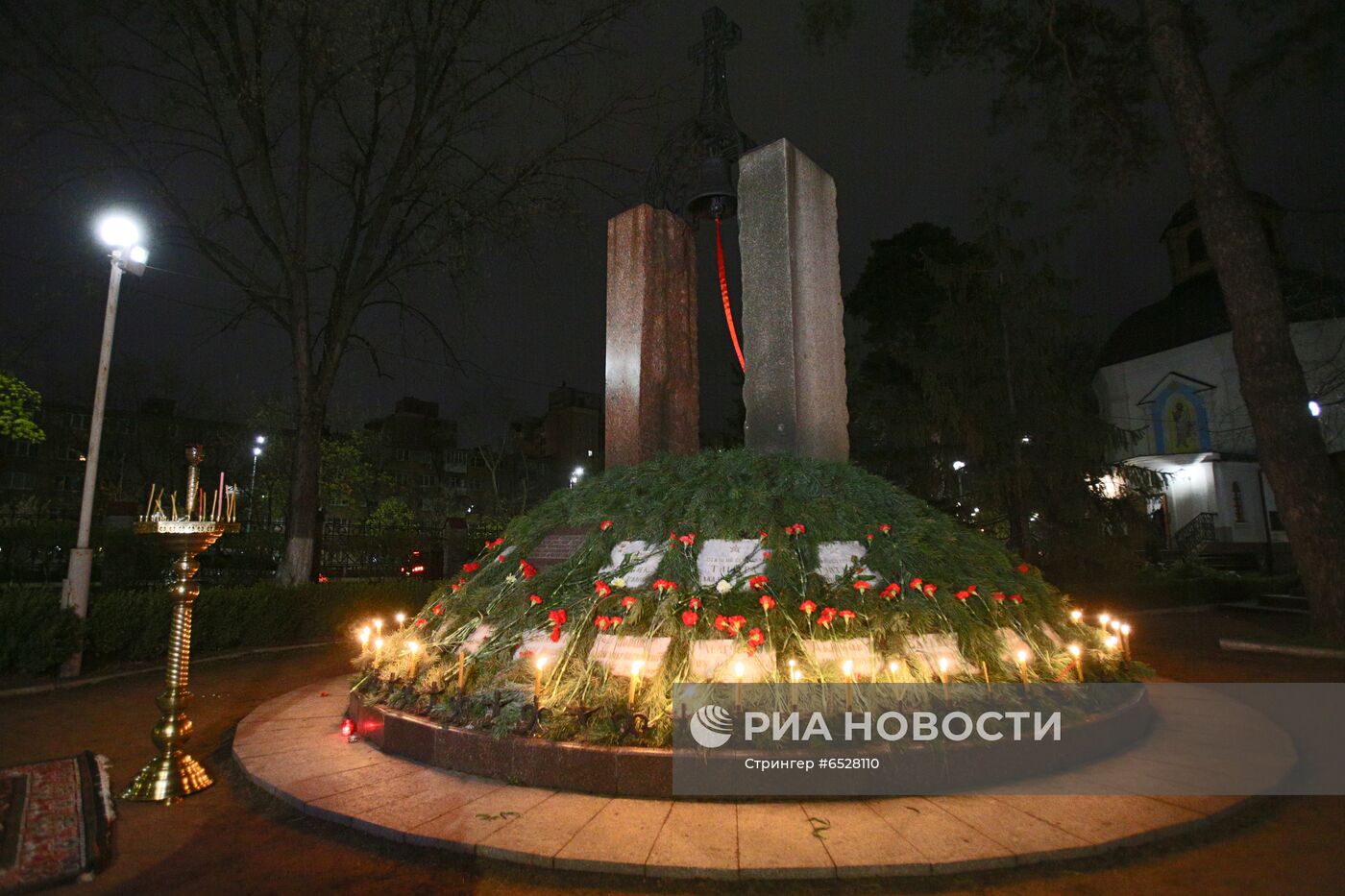 Траурные мероприятия на Украине в память о 35-й годовщине аварии на Чернобыльской АЭС