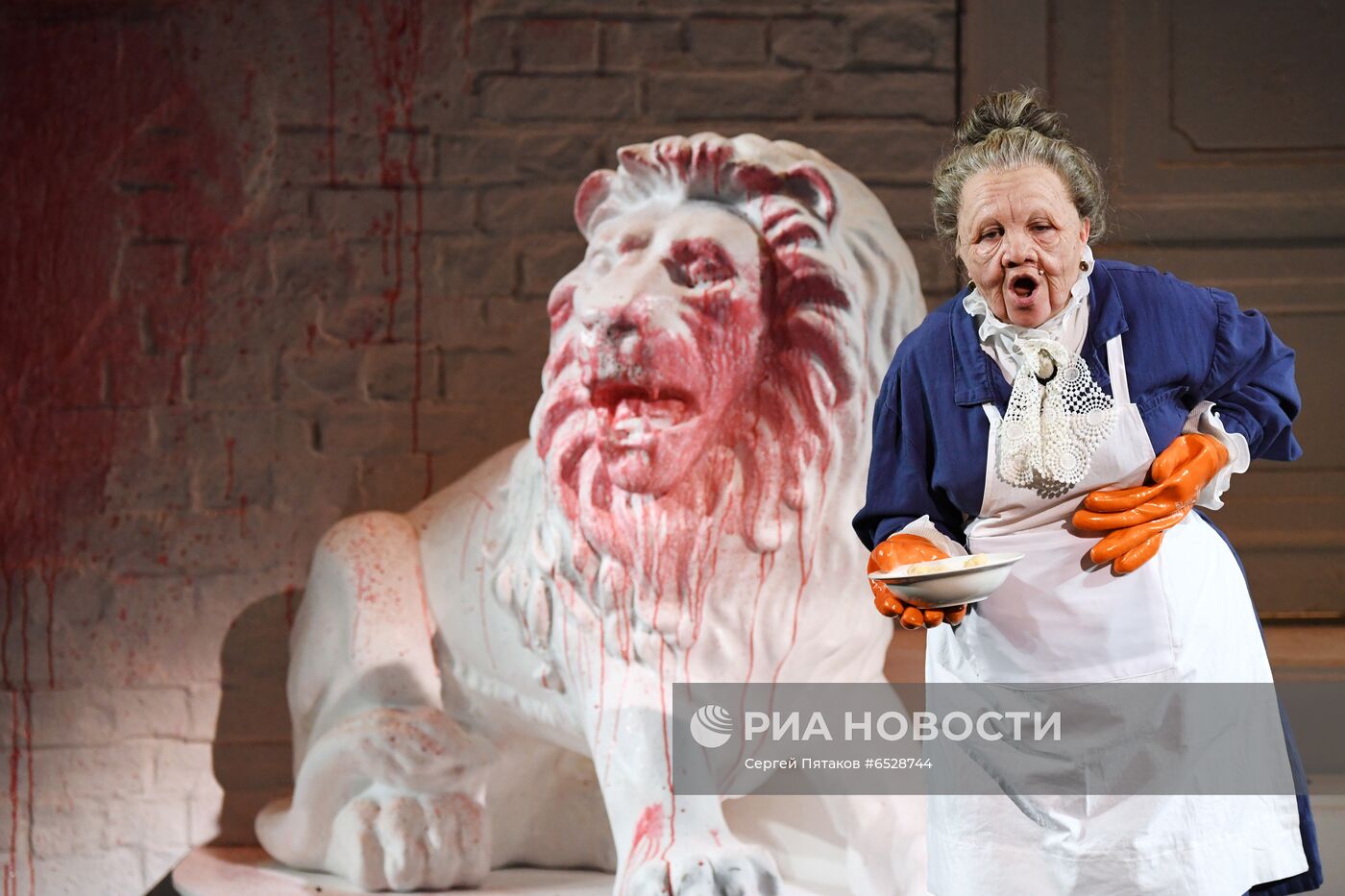 Спектакль "Моцарт "Дон Жуан". Генеральная репетиция" в театре "Мастерская Петра Фоменко"