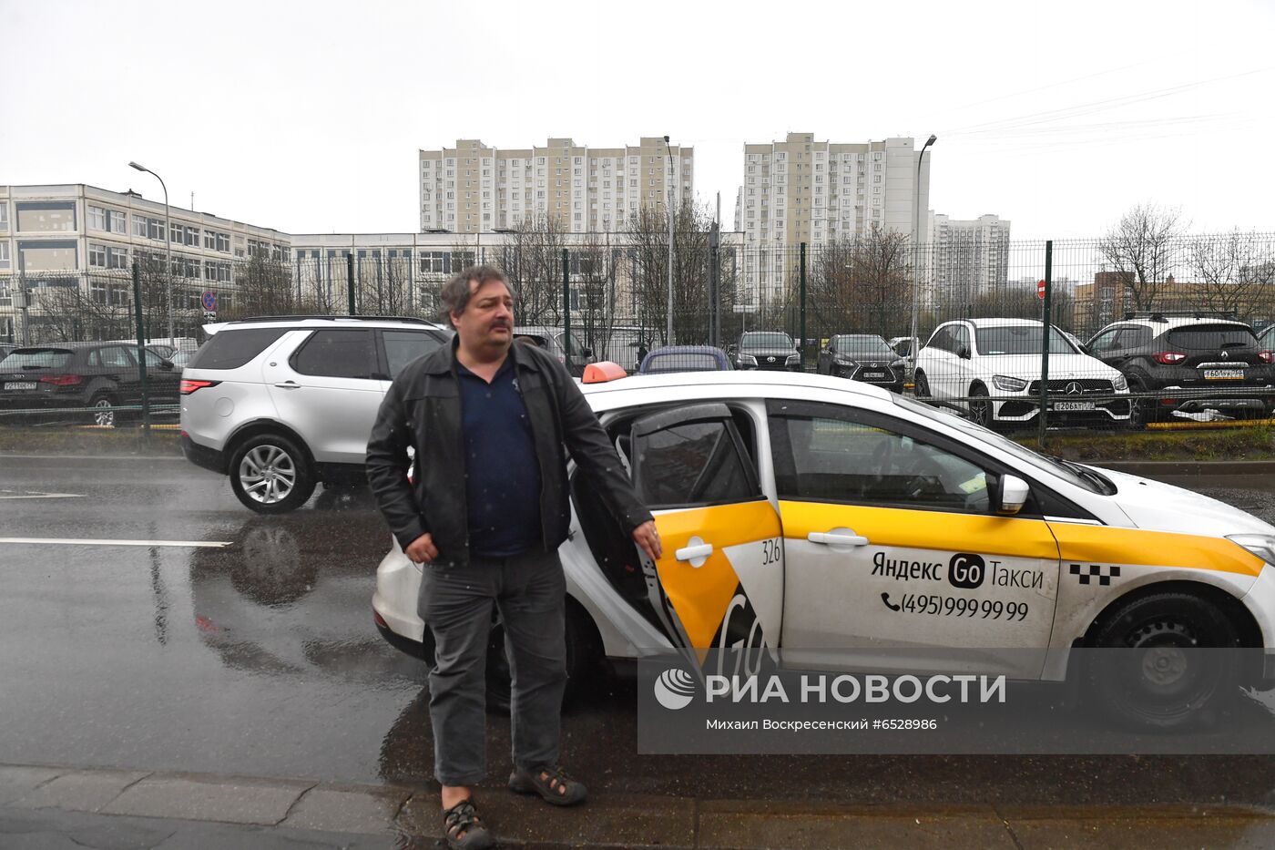 Писателя Д. Быкова вызвали в полицию