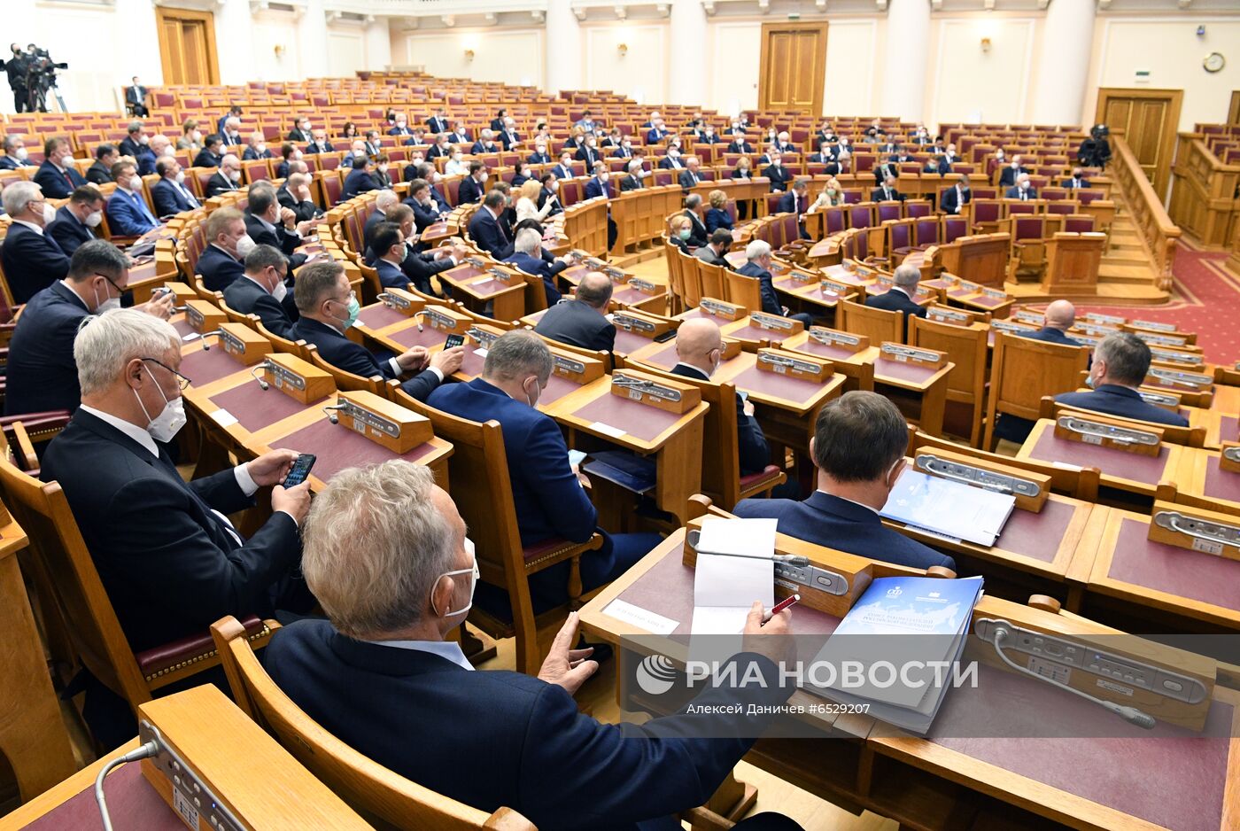 Рабочая поездка президента РФ В. Путина в Санкт-Петербург