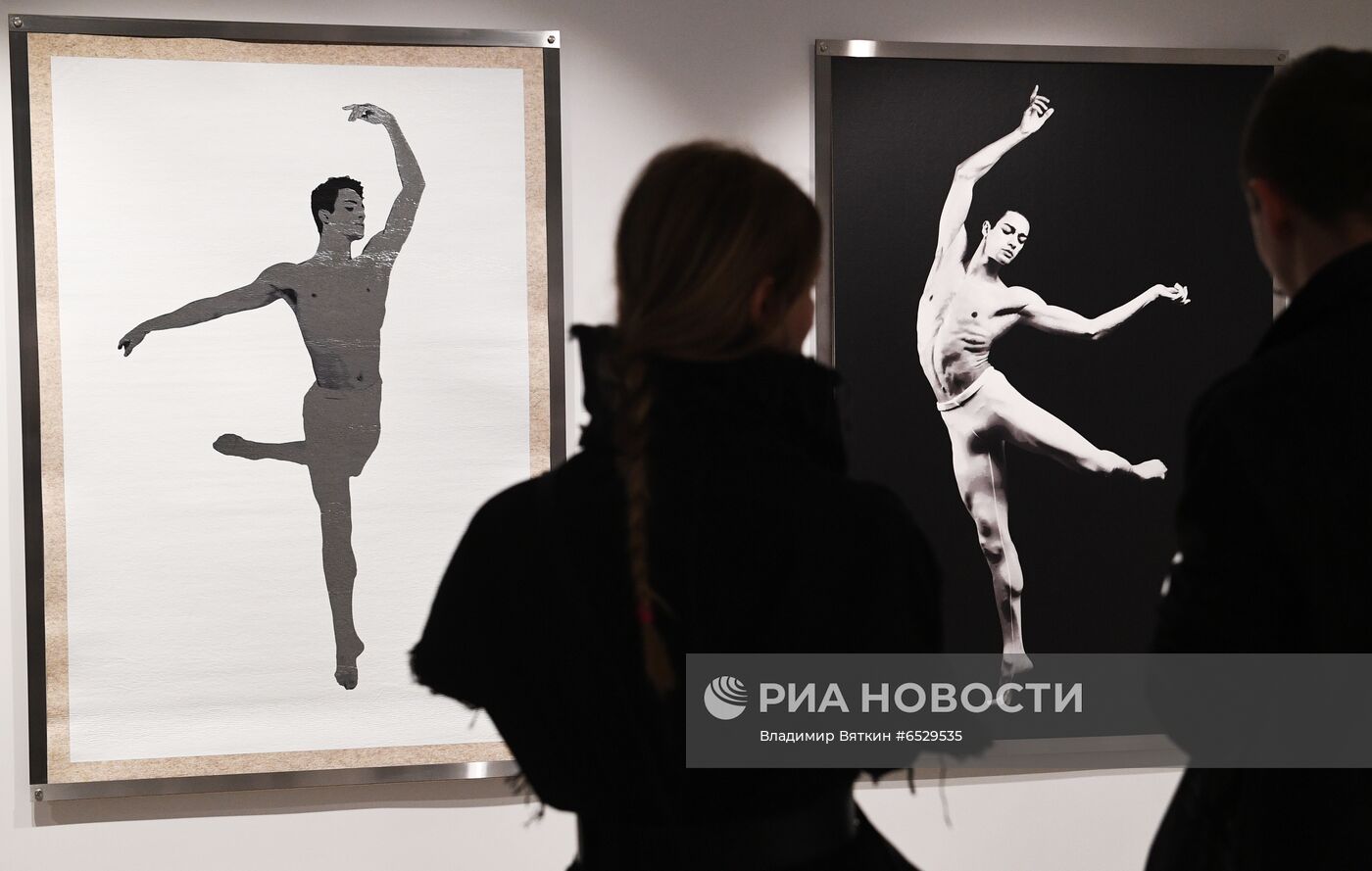 Выставка "Головач Сопромат" в галерее ГУМ-Red-Line