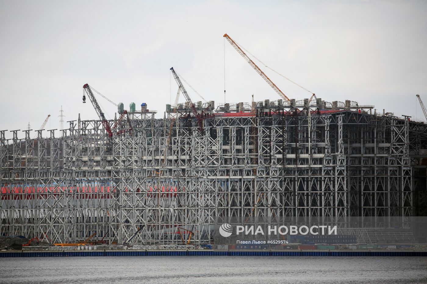 Строительство завода "НОВАТЭК-Мурманск" в Белокаменке