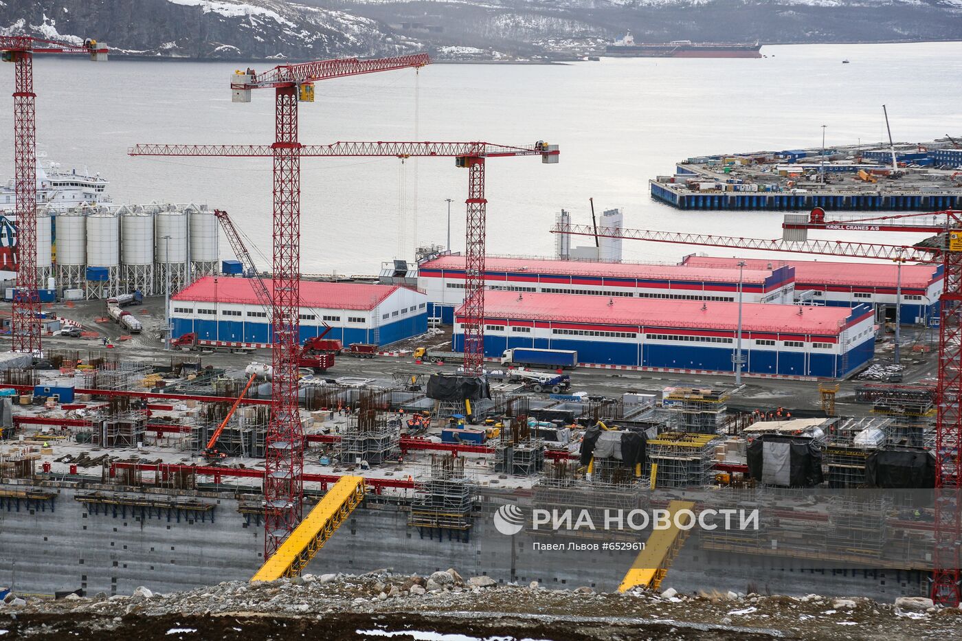 Строительство завода "НОВАТЭК-Мурманск" в Белокаменке