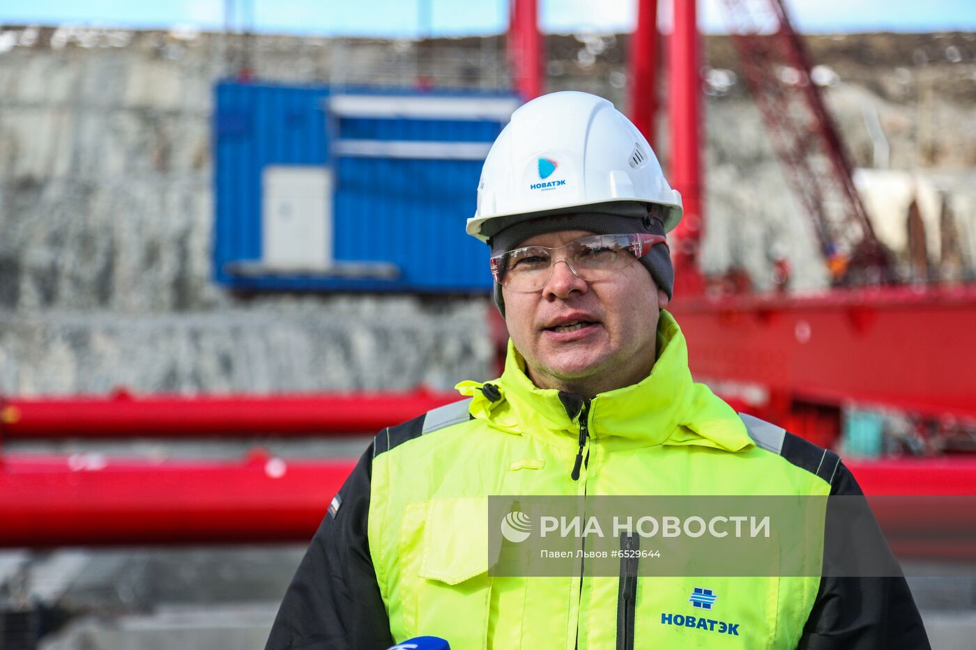 Строительство завода "НОВАТЭК-Мурманск" в Белокаменке