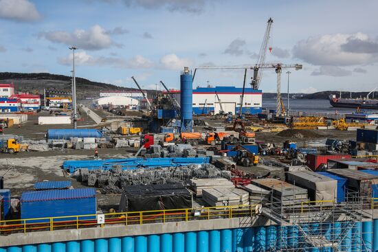 Строительство завода "НОВАТЭК-Мурманск" в Белокаменке