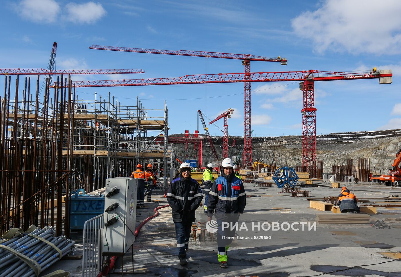 Строительство завода "НОВАТЭК-Мурманск" в Белокаменке