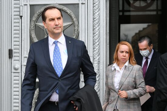 Послы прибалтийских стран вызваны в МИД РФ