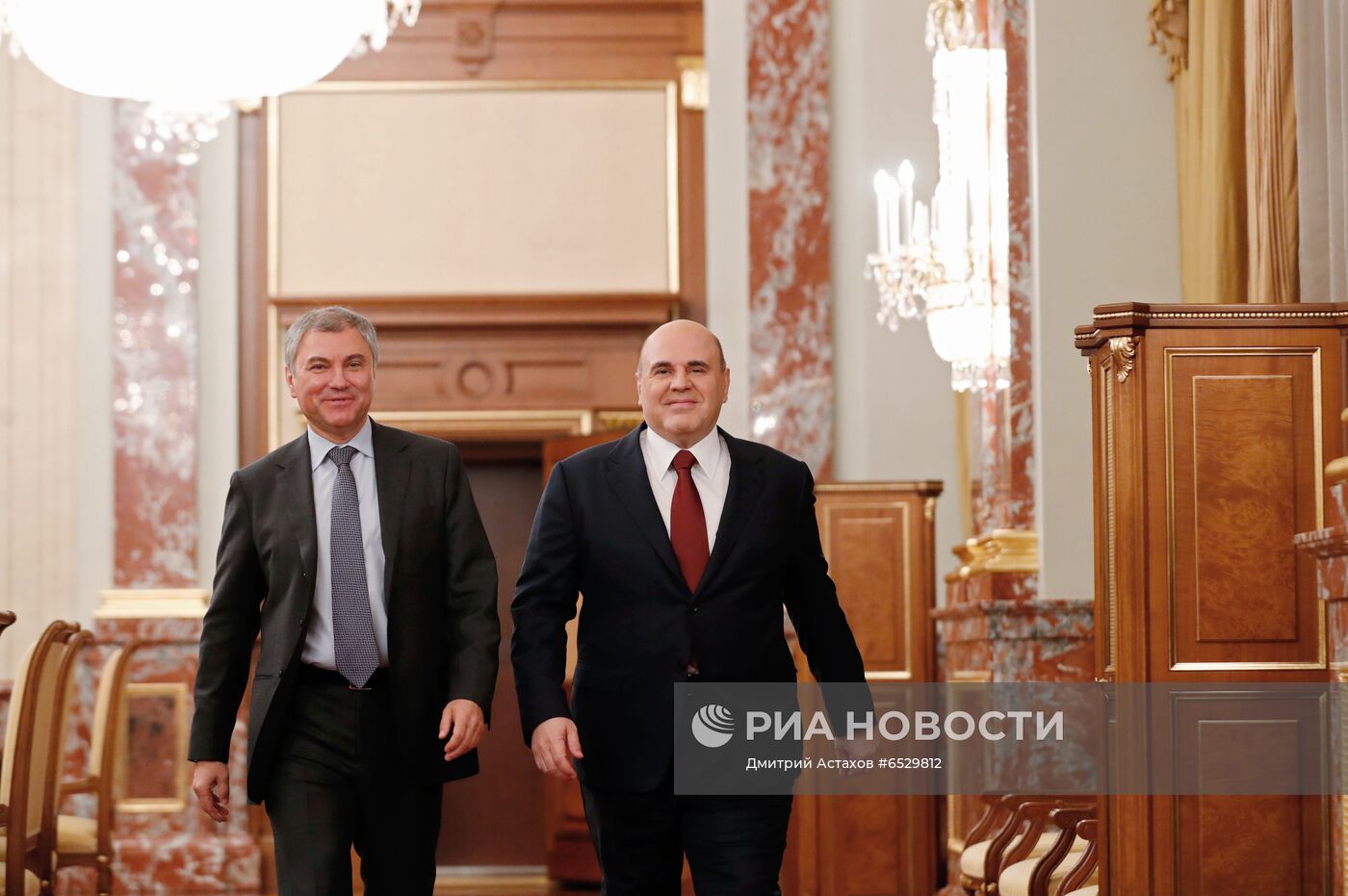 Премьер-министр РФ М. Мишустин встретился с главами думских фракций