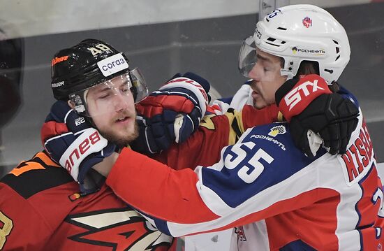 Хоккей. КХЛ. Финальная серия. Матч "Авангард" - ЦСКА