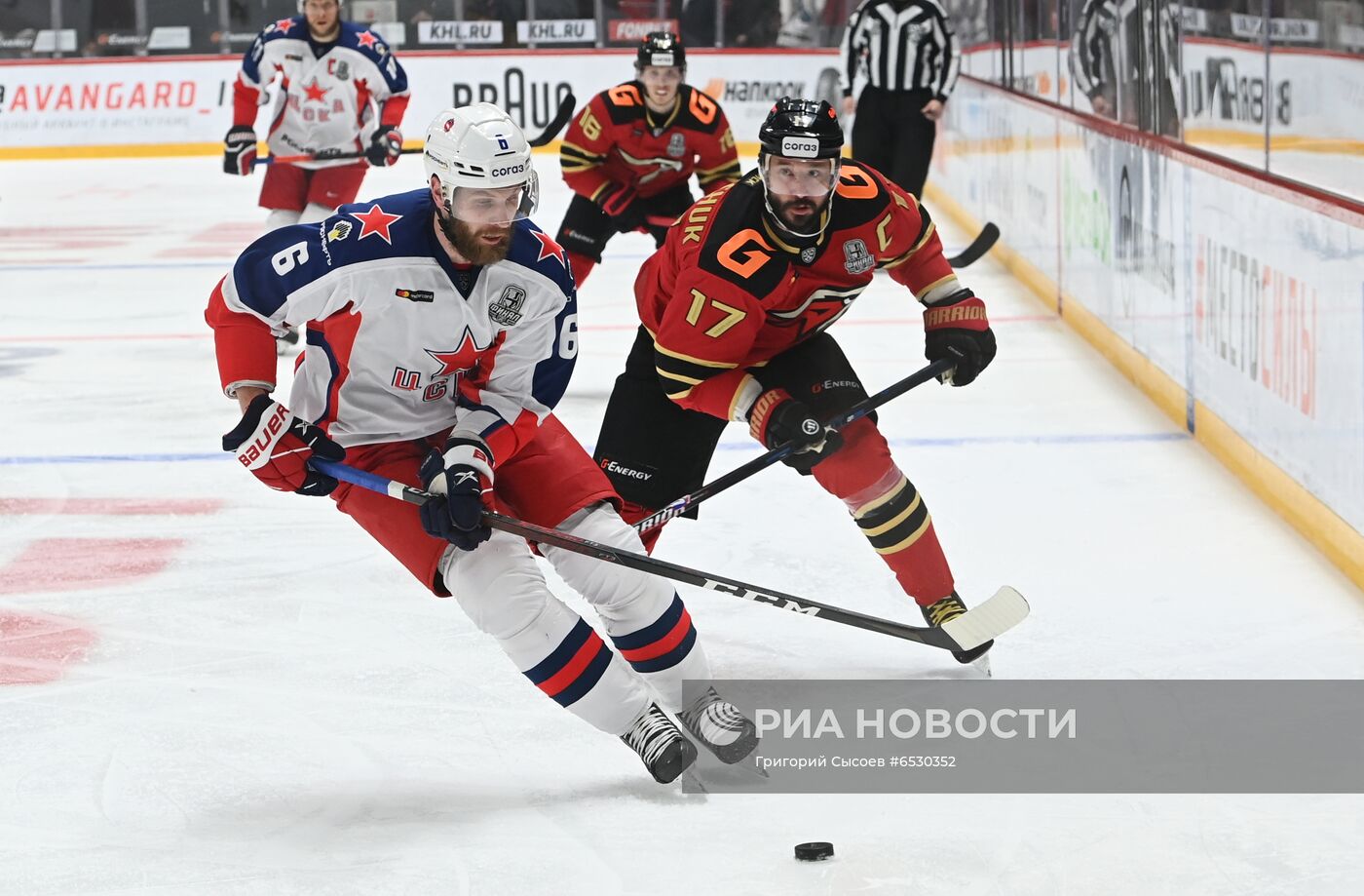 Хоккей. КХЛ. Финальная серия. Матч "Авангард" - ЦСКА