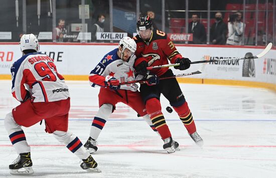 Хоккей. КХЛ. Финальная серия. Матч "Авангард" - ЦСКА